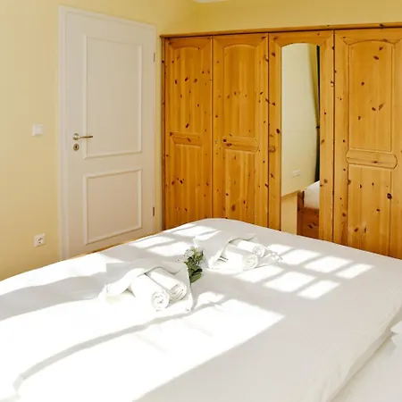 Palais Am Park - 14-19 Lägenhet *